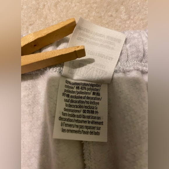 VS PINK joggers X-small Like
new - Picture 5 of 6